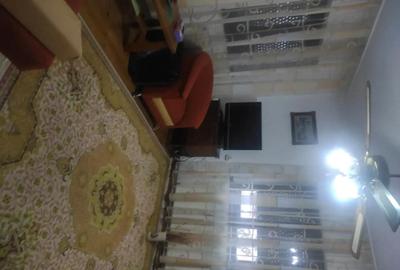 Casă cu Teren 250 Mp în Central - 2