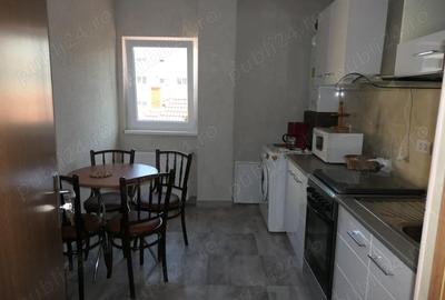 Apartament cu 3 camere decomandat în Central - 8