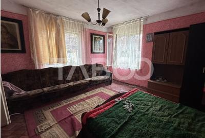Casa de vanzare 2 camere anexe gospodaresti 1248 mp teren in Beclean - 4