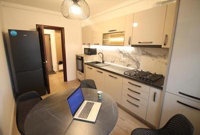Bloc nou - langa Universitatea Bacovia - chirie 2 camere - mobilat si utilat com - 10