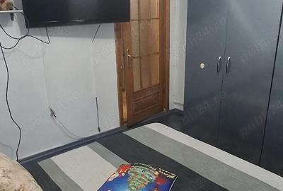 Apartament cu 2 camere decomandat în Micro 20 - 1