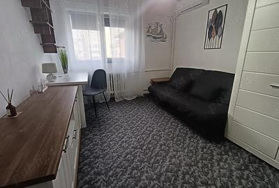 Garsonieră decomandată în Central - 1