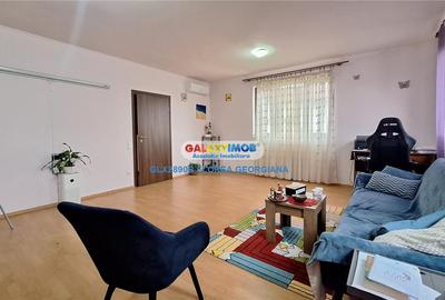 Casă cu 8 camere cu Garaj în Odăi - 18