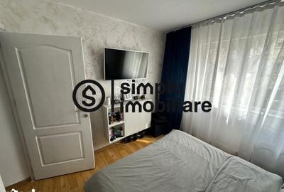 Apartament cu 3 camere semidecomandat în Central - 2