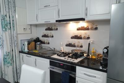 Apartament cu 3 camere decomandat, mobilat în Sud - 4