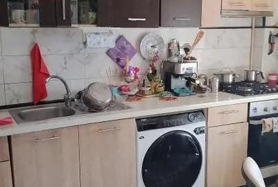 Apartament cu 2 camere decomandat în Craiovița Nouă - 2