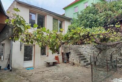 Oravita, Casa la Cheie, 7 Incaperi, Posibilitate Mansardare, Pret Negociabil - 8