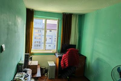 Apartament cu 3 camere semidecomandat în Ultracentral - 2