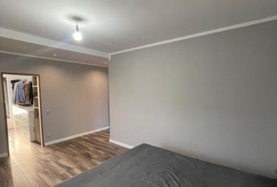 Casă cu 4 camere cu Teren 654 Mp în Satu Nou de Jos