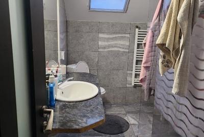 Casă individuală cu 5 camere cu Canalizare în Holboca - 10