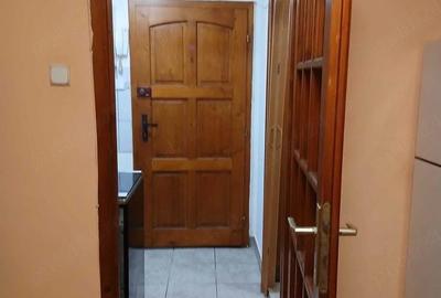 Garsonieră decomandată în Central - 2