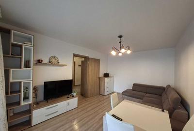 Apartament cu 2 camere decomandat, mobilat în Tractorul - 3