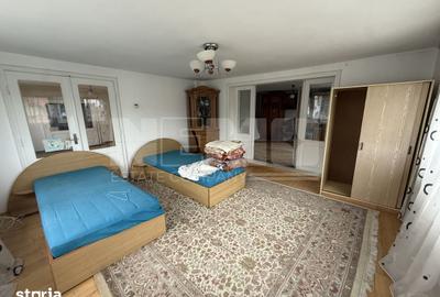 Casă cu 6 camere cu Teren 5100 Mp în Central - 8