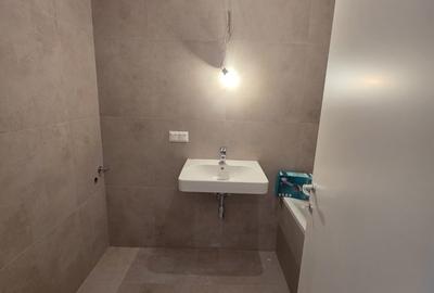 Garsonieră decomandată în Central - 2