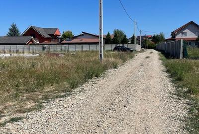 Teren de 1108 mp, în Cihei - 3