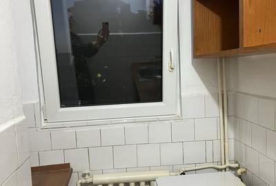 Garsonieră decomandată în UTA - 6