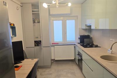 Apartament cu 2 camere decomandat în Ultracentral