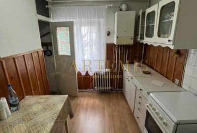Apartament 3 camere, decomandat , strada Garoafei - 3