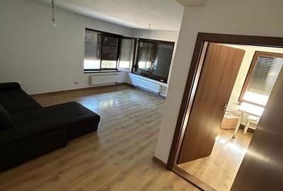 Casă cu 4 camere cu Teren 860 Mp în Sânandrei - 2