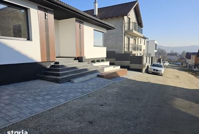 Casă cu 5 camere cu Teren 390 Mp în Șura Mare - 7