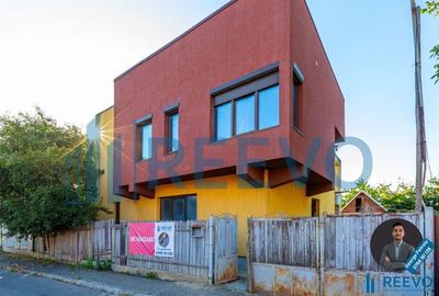 Casă cu 5 camere cu Teren 400 Mp în Șerbănești - 1