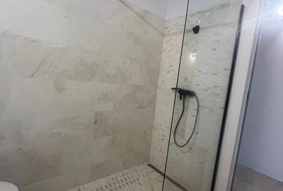 Mamaia , Hotel Park , 2 camere cu loc de parcare - 8