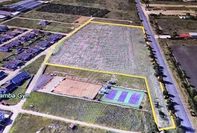 Teren de 33000 mp, în Central - 7