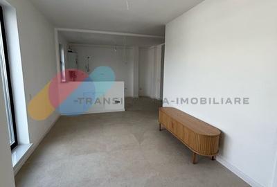 Apartament de 55 mp + Terasa 30 Mp, zona Metro - 2