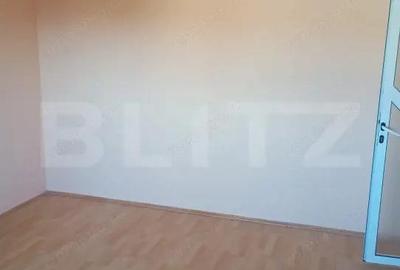 Apartament cu 3 camere decomandat în Central - 2