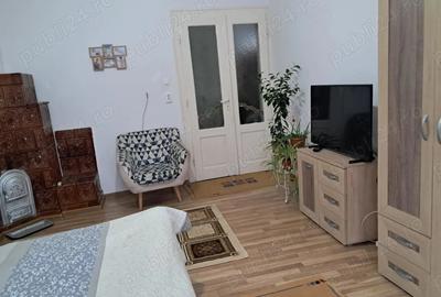 Casă cu 4 camere în Central - 4