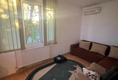 Garsonieră decomandată, mobilată în Complex Studențesc - 2