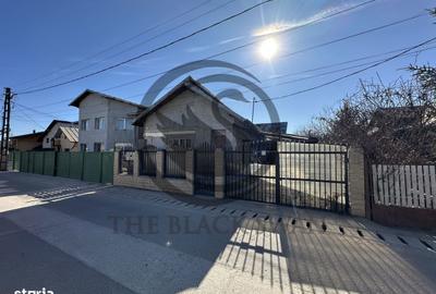 Casă cu 5 camere cu Teren 984 Mp în Blejoi