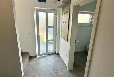 De închiriat: Triplex modern – 75 mp utili + 225 mp teren - 14