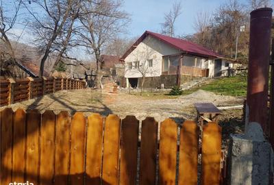 Casă cu 3 camere decomandat în Bălănești - 19