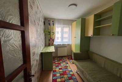 Apartament cu 3 camere semidecomandat, mobilat în George Enescu - 9