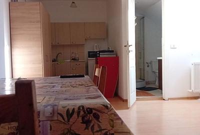 Apartament semidecomandat în Central - 4