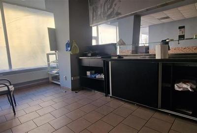 Spațiu comercial, de 125 mp, în Micro III - 4