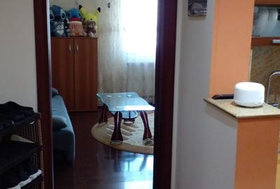 Apartament cu 3 camere decomandat, mobilat în 13 Septembrie - 1