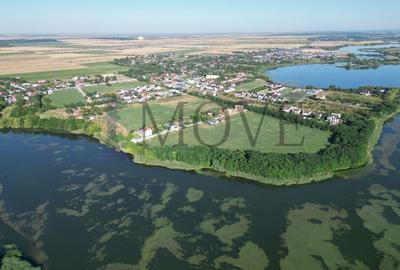 Teren in Zona Pitoreasca cu Acces la Lac - 3