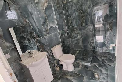 Casă cu 6 camere cu Teren 666 Mp în Cetate