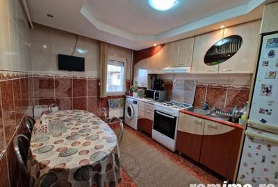 Apartament cu 3 camere decomandat în Ampoi 2 - 6