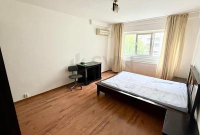 Apartament cu 2 camere decomandat în Crângași