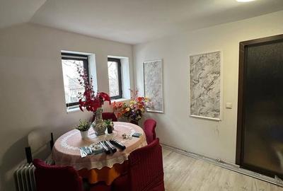 Casă cu 6 camere cu Teren 300 Mp în Central - 5