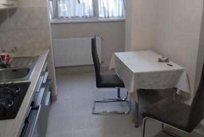 Apartament cu 2 camere decomandat în Intim - 2