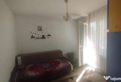 Apartament cu 2 camere semidecomandat în Podu Roș - 2
