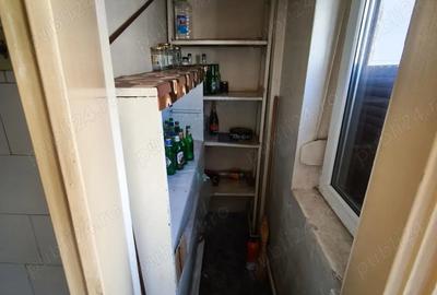 Vand apartament 2 camere ultracentral in zona Patria - 11