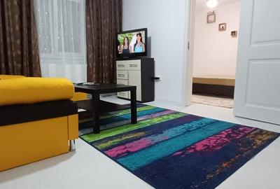 Închiriere apartament 2 camere, Tomis Nord, 400 Euro - 1