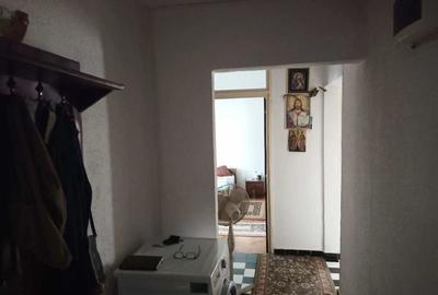 OTOPENI, CENTRAL , APARTAMENT 3 CAMERE - 2