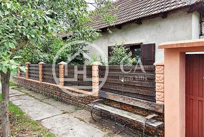 Casa de vanzare cu 4 camere si teren de 1520 in satul Batar, Bihor - 1