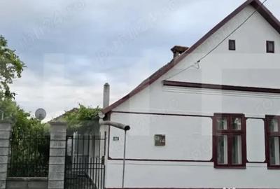 Casă cu 3 camere cu Teren 2985 Mp în Nițchidorf - 1